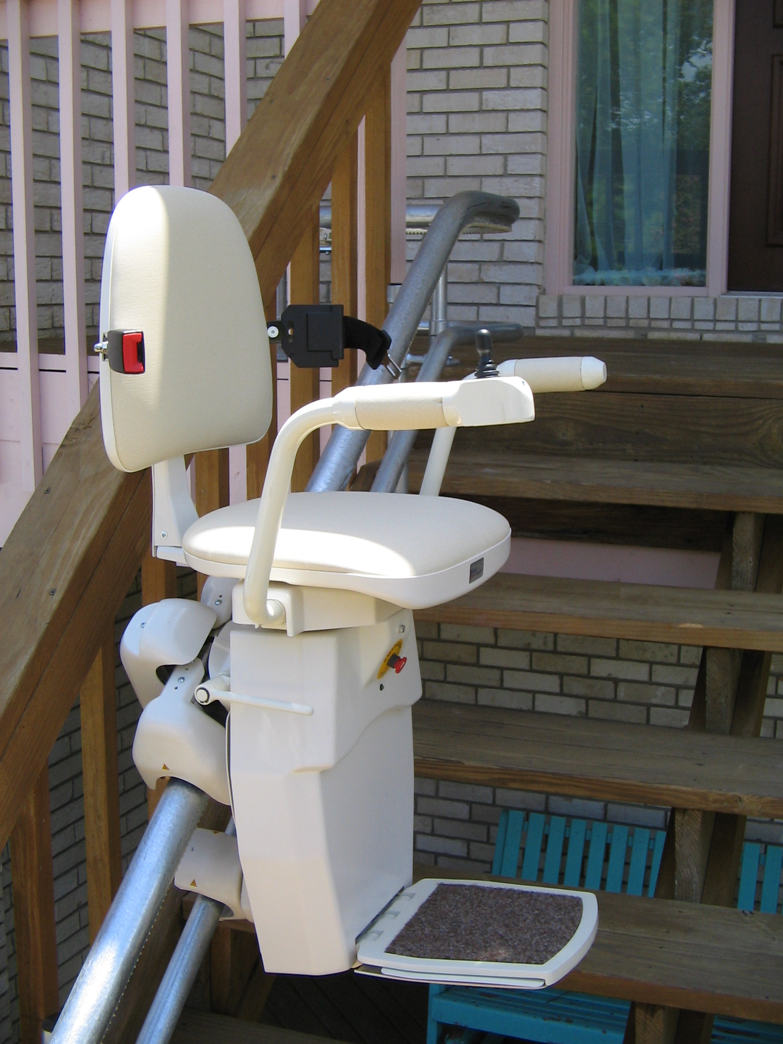 KRAUS SAN DIEGO STAIRWAY STAIRCASE STRAIGHT RAIL LIFT